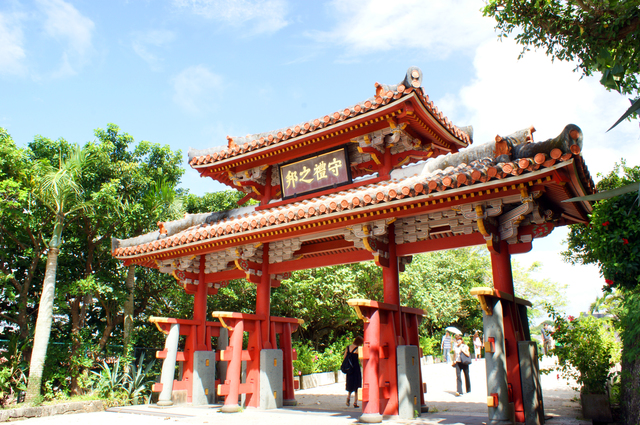 守礼門(PIXTA)