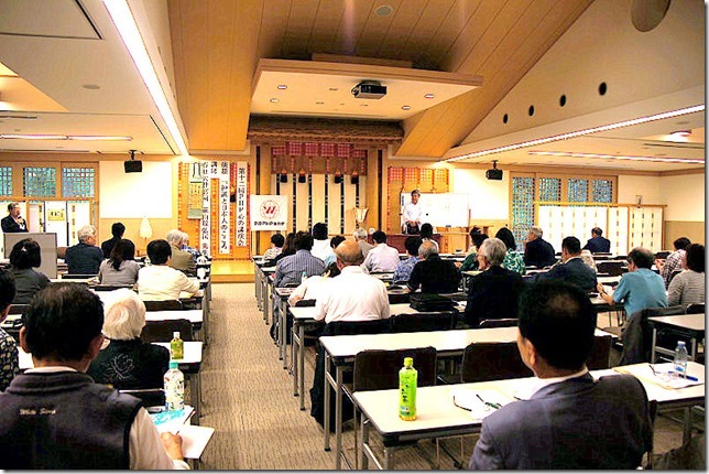 写真は、昨年の春日大社です。
