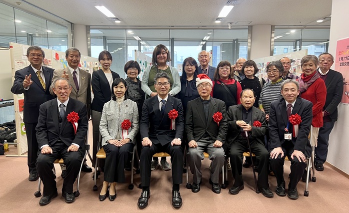 災害被災地の子ども達に贈るクリスマスカード展オープンセレモニーに参加しました。