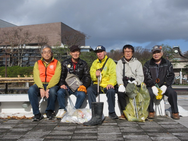 秋田ＰＨＰ友の会クリーン活動実施報告